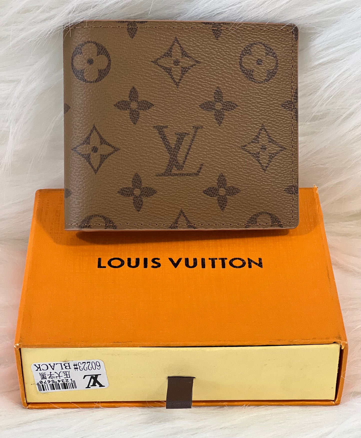 Louis Vuitton LV Marco wallet new Brown ( With Box )
