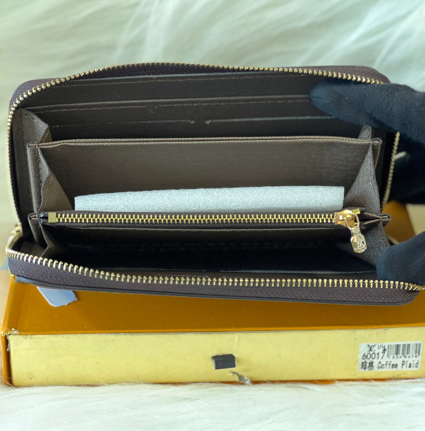 Louis Vuitton Zippy Wallets For Women ( With Box )