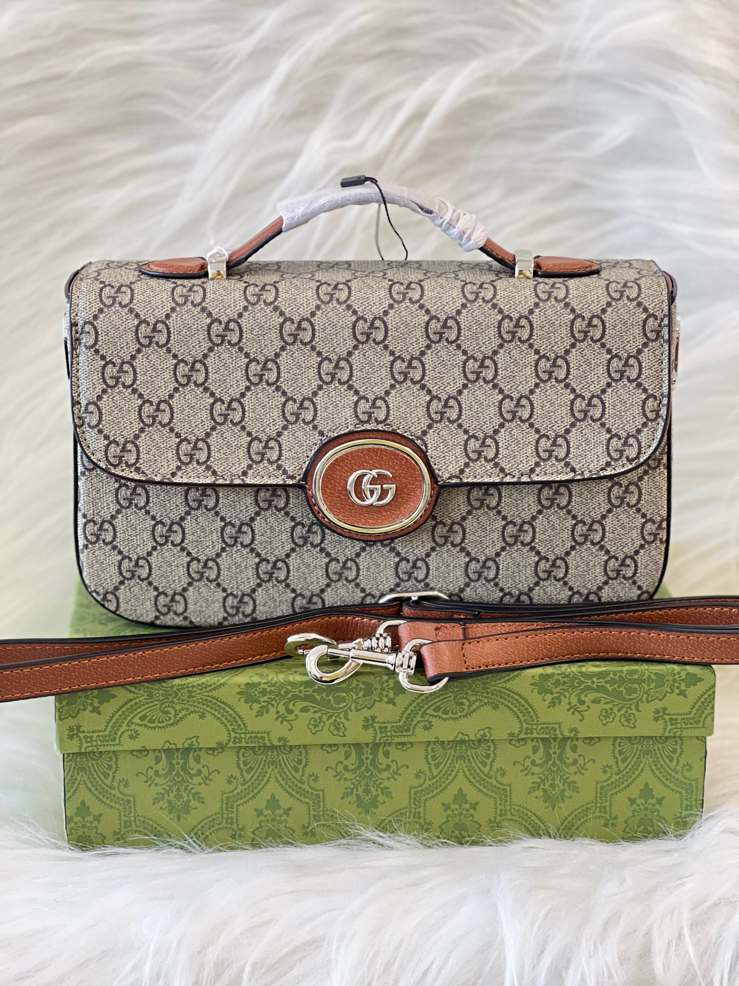 Guccii Brown Shoulder Bag ( With Box )