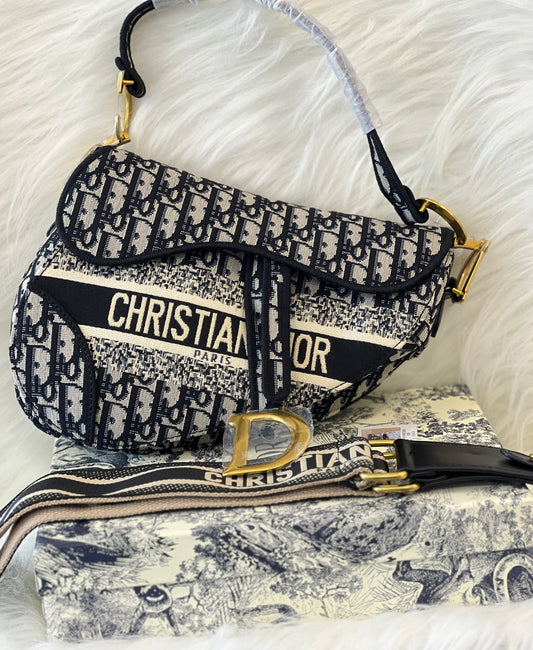 Chriistian Diior Black Saddle ( With Box )