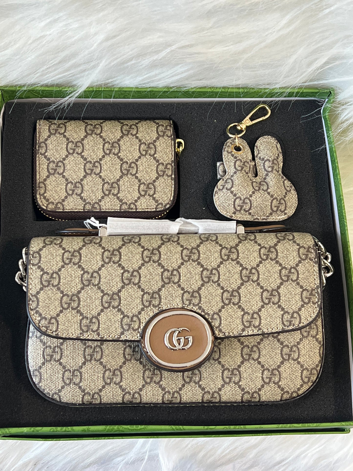 GUCCI SIGNATURE & BROWN COMBO SET ( WITH BOX )